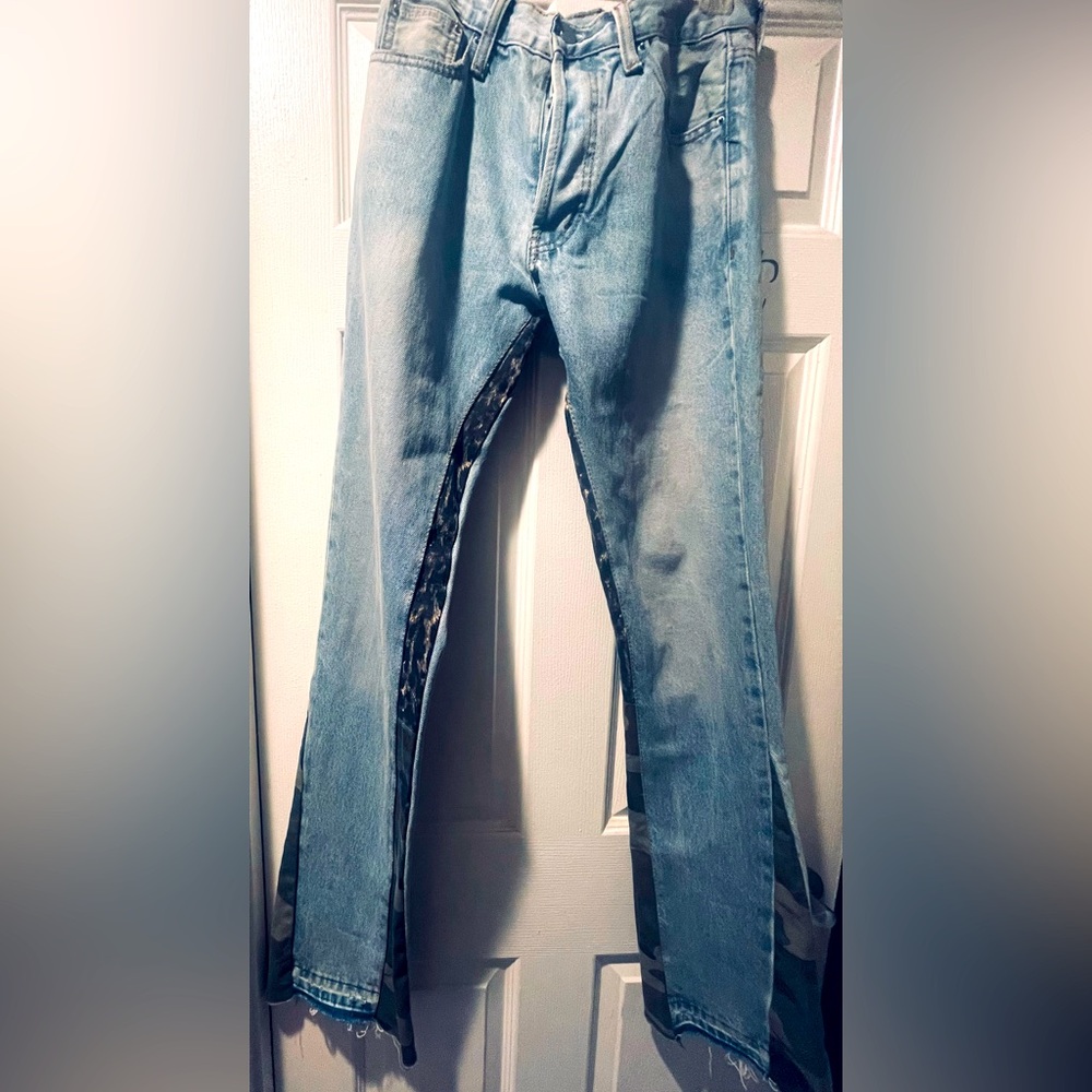 Stylish Light Blue Jeans with Unique Side Detail